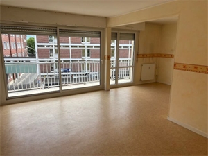 t2 à la vente -   14100  LISIEUX, surface 75 m2 vente t2 - UBI470853524
